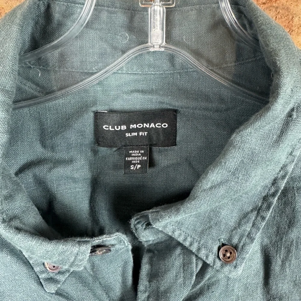 Club Monaco 100% Linen Shirt. Long sleeves. Slate blue color. - Picture 2 of 3